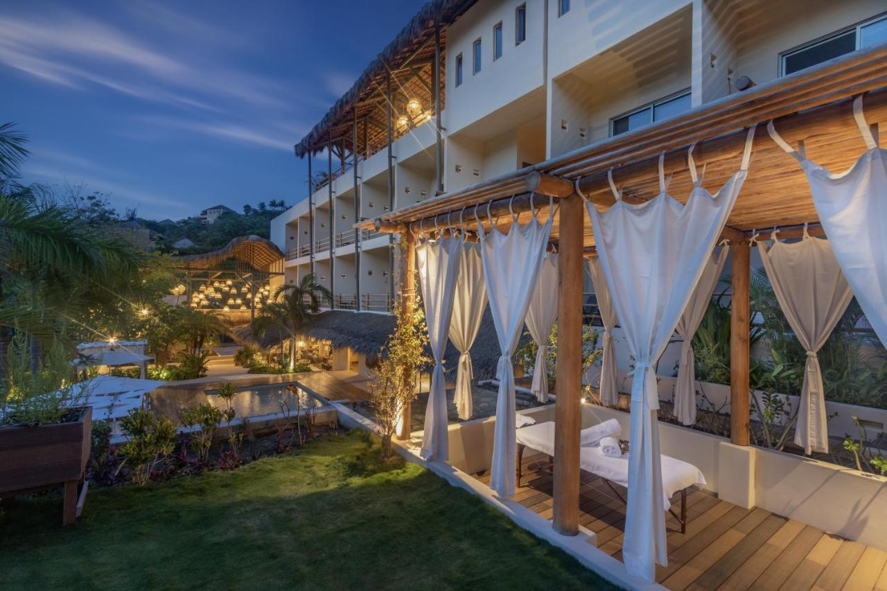 Hotel Casa Bocana Santa Cruz Huatulco Exterior photo